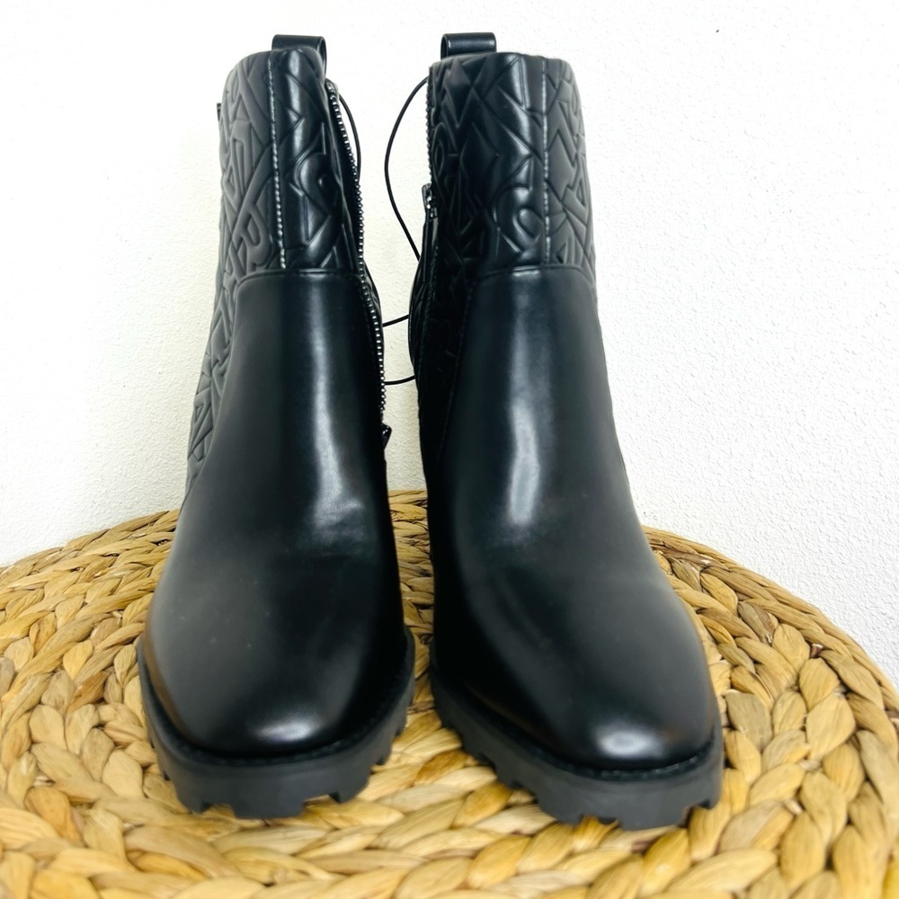 NWT Karl Lagerfeld Boots Paris Petria Logo Quilted Square Toe Black Heeled Ankle - Picture 4 of 7